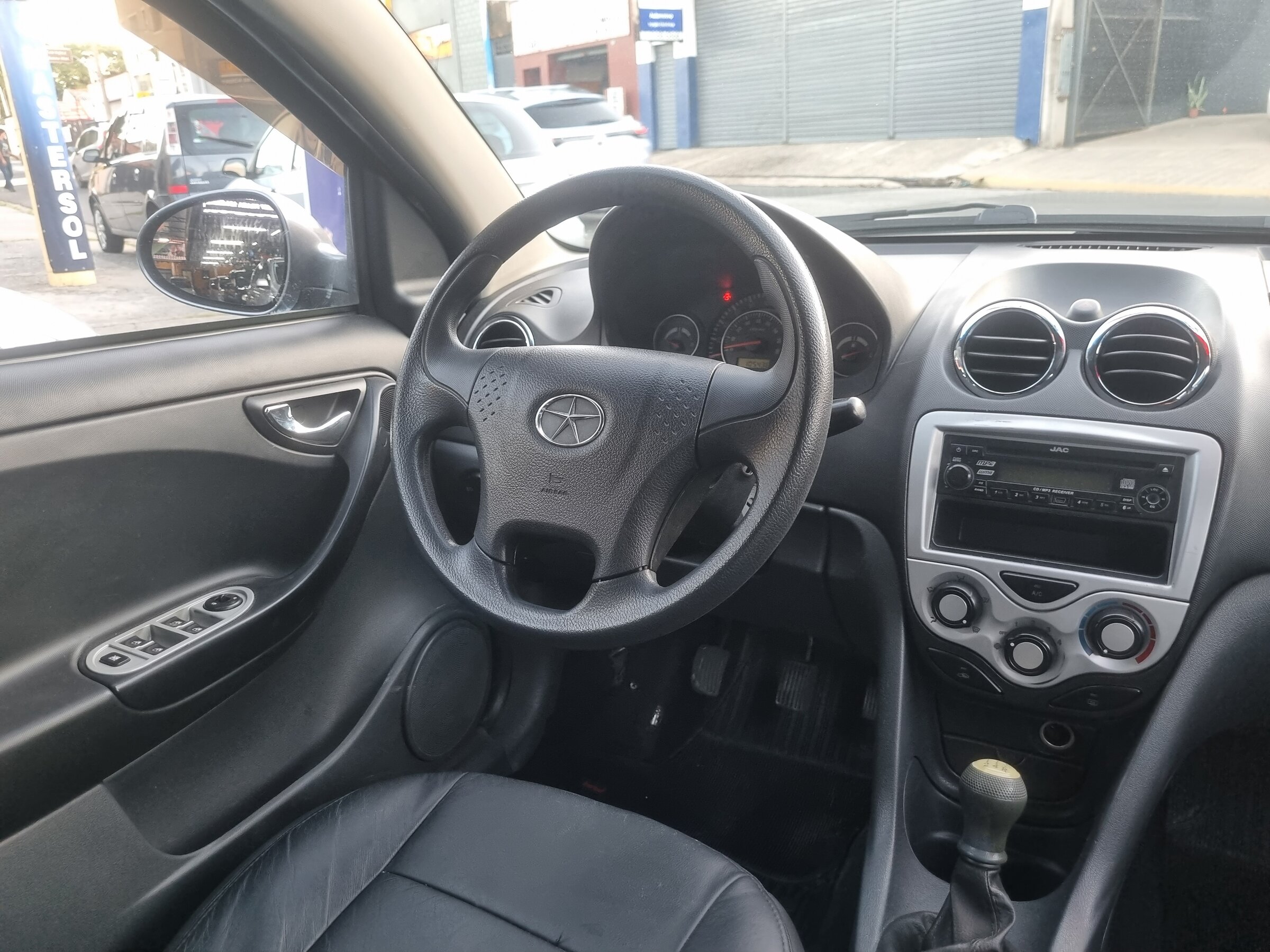 JAC J3 TURIN SEDAN 1.4 2012 UNICO DONO 100.000KM